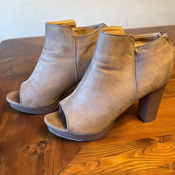 Steven Ella Peep Toe Shoe size 9 - Picture 2 of 7